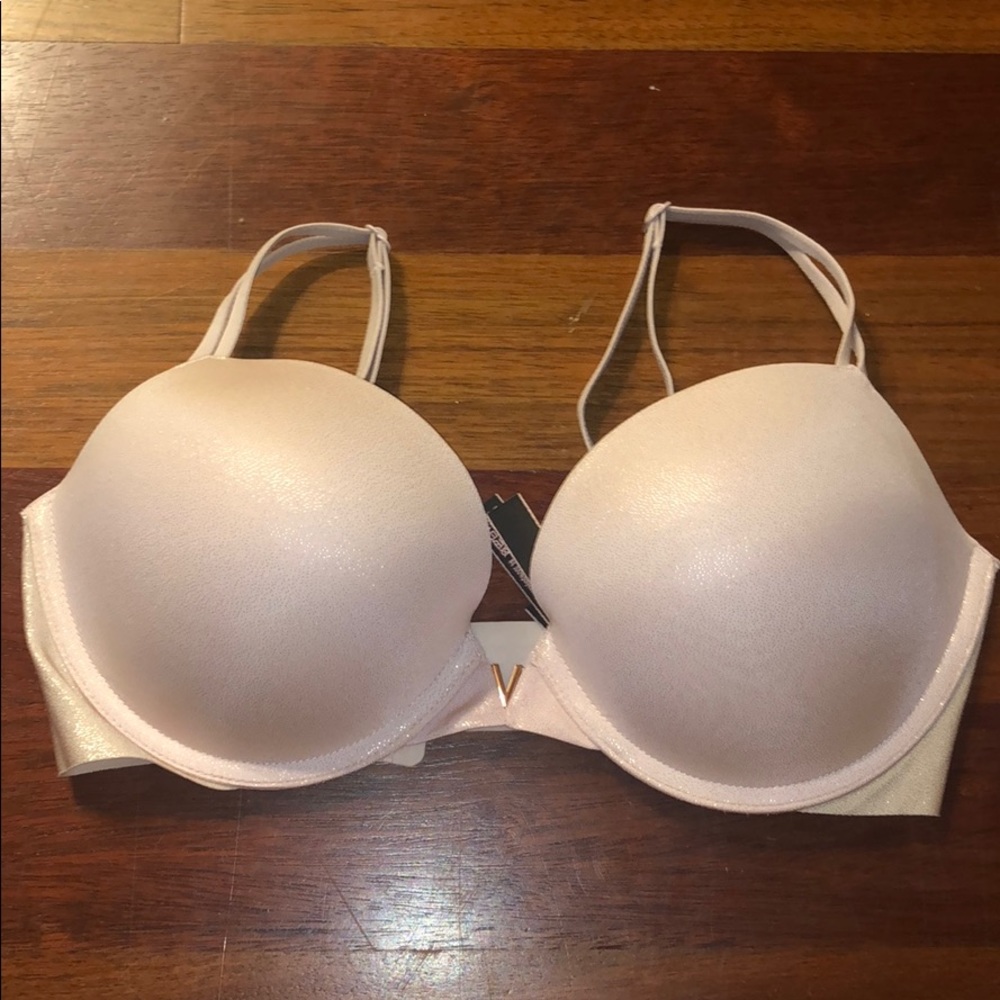 Victoria's Secret push up bra 32DD